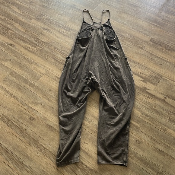 Free People Movement Hot Shot Onesie In Washed Black New - Picture 10 of 10